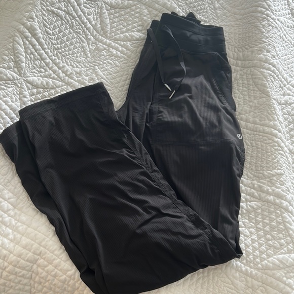 lululemon athletica Pants - Lululemon dance studio pant